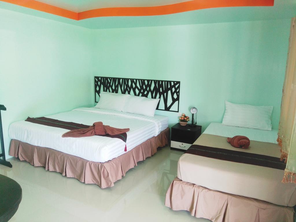 Phi Phi Coralbay Hotel Exterior photo